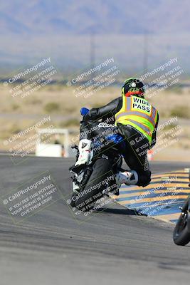 media/Feb-03-2024-SoCal Trackdays (Sat) [[767c60a41c]]/2-Turn 11 (10am)/